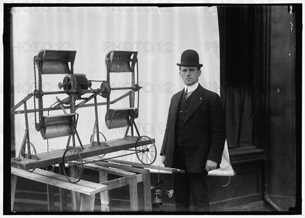 Unidentified Machine Model, between 1914 and 1918.