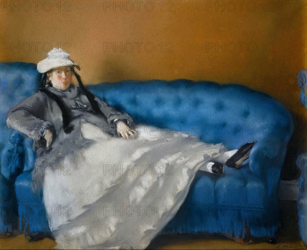 Madame Manet sur un canapé bleu, 1874. Creator: Manet, Édouard (1832-1883).