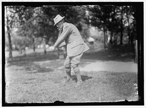 Walter Travis playing golf, between 1909 and 1914. Creator: Harris & Ewing.