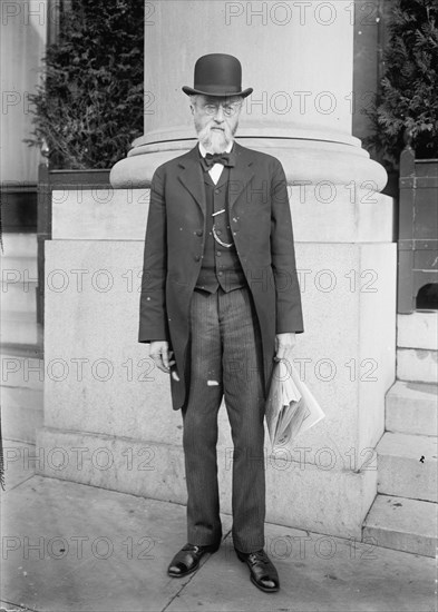 Simon Eben Baldwin, Governor of Connecticut, 1912. Creator: Harris & Ewing.