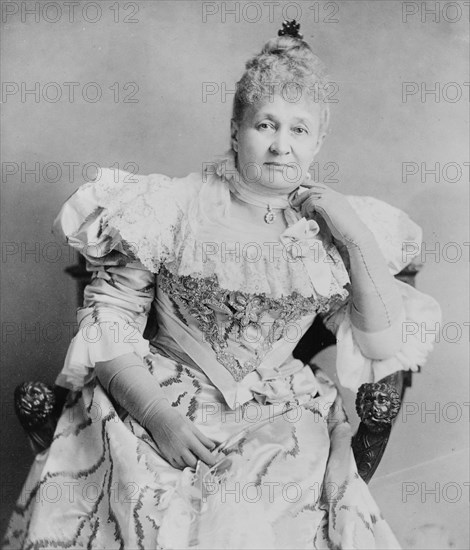 Mrs. Whittemore, between c1890 and 1910. Creator: Frances Benjamin Johnston.