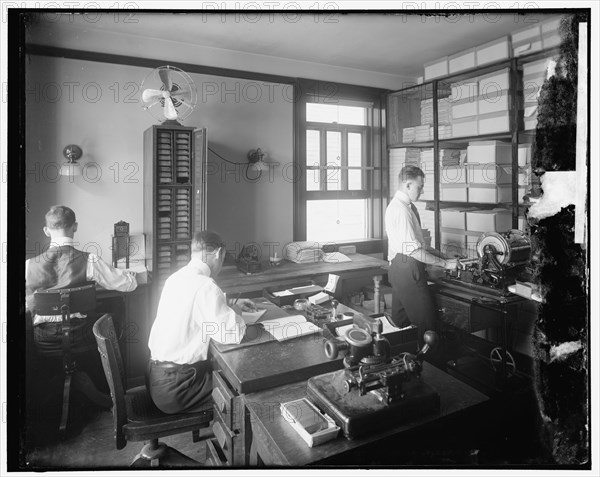 Chamber of Commerce mail room, between 1910 and 1920.