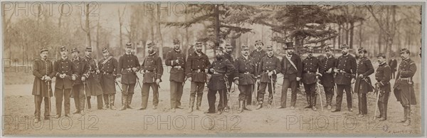 Panorama: group portrait of soldiers, 1870.