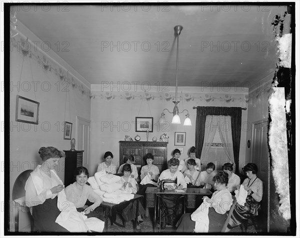 Mrs. Ball and group at Hamilton Hotel, between 1910 and 1920. Creator: Harris & Ewing.