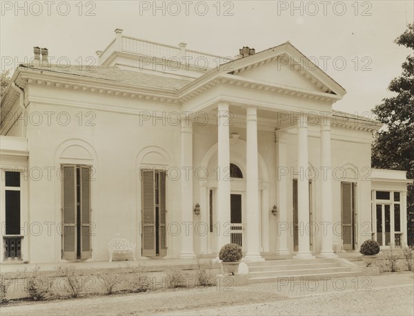 Monteigne, Natchez, Adams County, Mississippi, 1938.