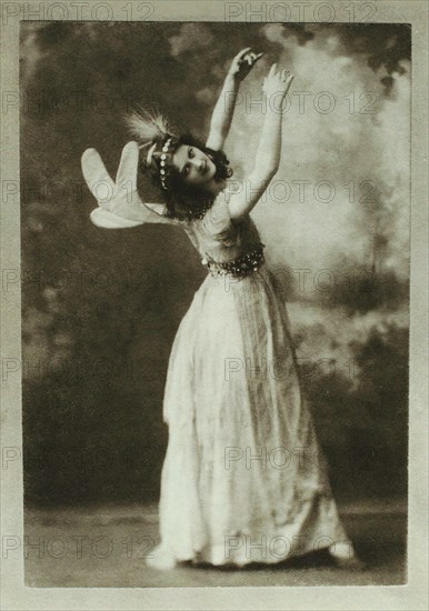 Isadora Duncan as the first fairy in A Midsummer night's Dream, 1896. Private Collection.