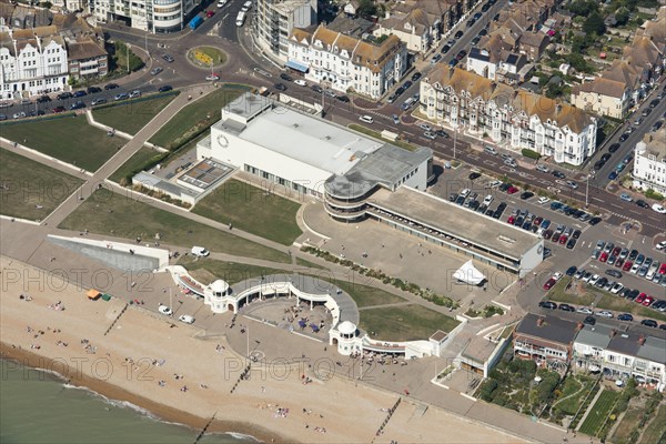 The De La Warr Pavilion and The Colonnade, Bexhill, East Sussex, 2016.