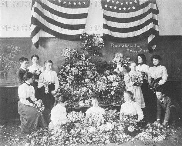 Daisies gathered for Decoration Day, May 30, 1899, (1899?).