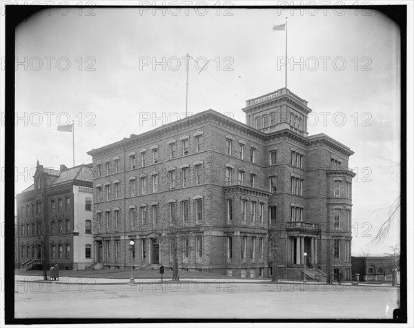 U.S. Public Health Service building, B St., SE, between 1910 and 1920.