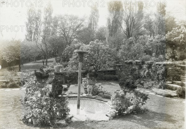 Samuel Hills Taft House, 3329 Morrison Avenue, Clifton, Ohio, 1922. Creator: Frances Benjamin Johnston.