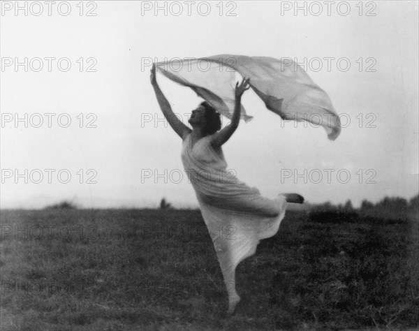 Mrs. Florence Fleming Noyes in a scarf dance, between 1900 and 1915.