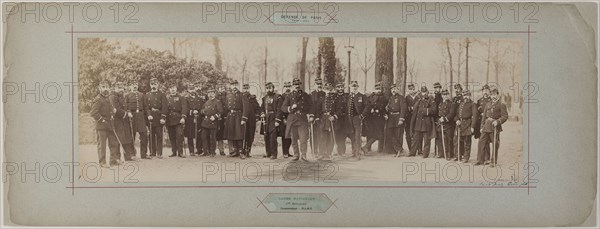 Panorama: group portrait of the 1st battalion under Commander Baré, 1870.