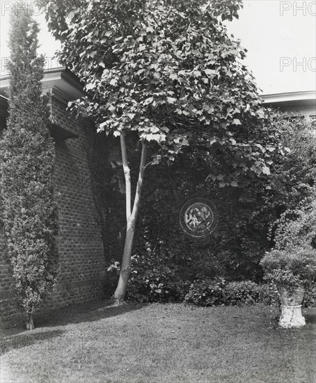 Samuel Longstreth Parrish Art Museum, 25 Jobs Lane, Southampton, New York, c1915.