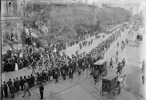 Schley, Winfield Scott, Rear Admiral, U.S.N. - Funeral, St. John's Church. Procession, 1911.