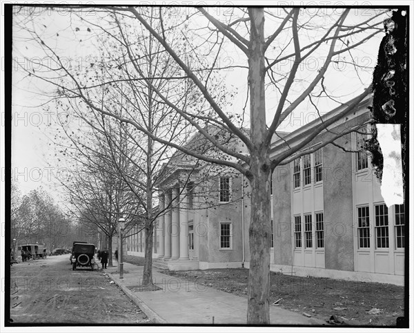 Food Administration bldg. located at 18th and D Streets, N.E., Washington, DC, between 1917 and 1919.