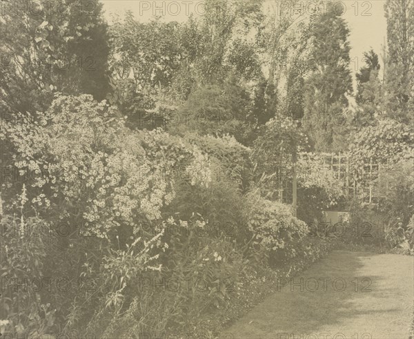 Beacon Hill House, Arthur Curtiss James house, Beacon Hill Road, Newport, Rhode Island., 1917. Creator: Frances Benjamin Johnston.