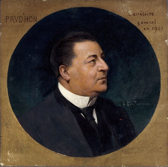 Portrait of Charles Prud'hon (1843-1930), member of the Comédie-Française, between 1901 and 1913.