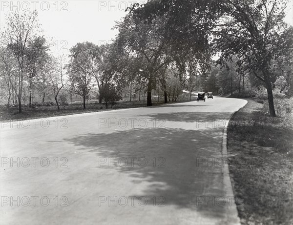 Bronx Parkway, Bronx, New York, c1920. Creator: Frances Benjamin Johnston.