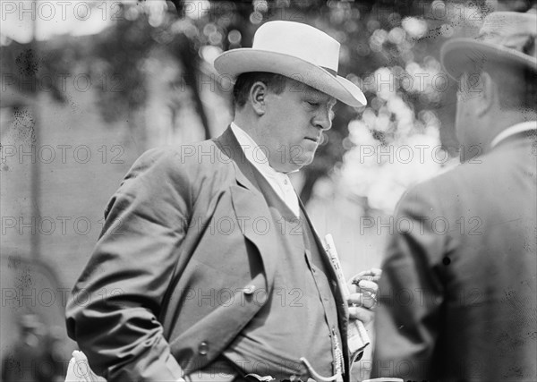 Democratic National Convention - Ollie M. James, Rep. from Kentucky, 1912.  Creator: Harris & Ewing.