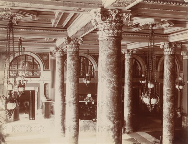 Willard Hotel, between 1890 and 1950. Creator: Frances Benjamin Johnston.