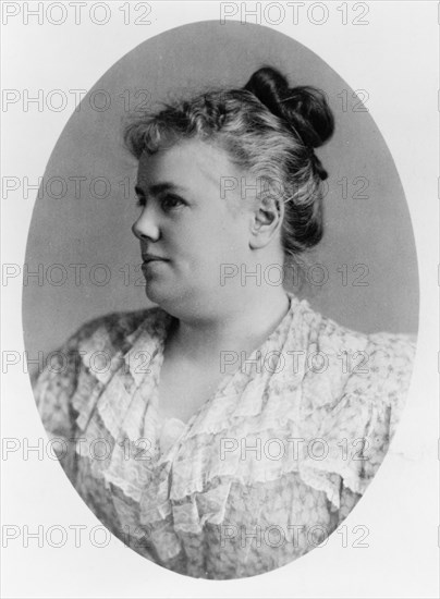 Mrs. Fanny Holmes, head-and-shoulders portrait, facing left, between 1890 and 1910. Creator: Frances Benjamin Johnston.