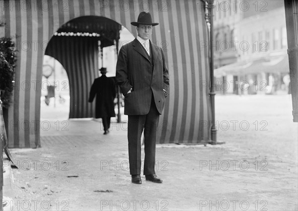 William Randolph Hearst - Snap At Willard, 1911. Creator: Harris & Ewing.