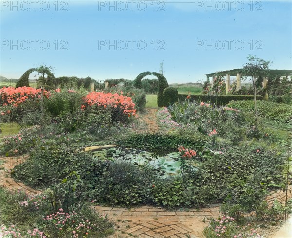 The Dunes, Frank Bestow Wiborg house, Highway Behind the Pond, East Hampton, NY, 1915 or 1916. Creator: Frances Benjamin Johnston.