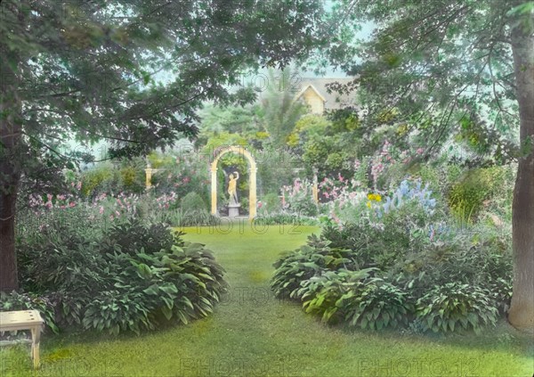 Westlawn, Edward Tiffany Dyer house, Great Plains Road, Southampton, New York, 1914. Creator: Frances Benjamin Johnston.