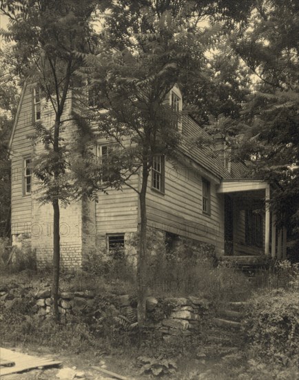 Barnes house, Warrenton Road, Scott's Hill, Falmouth, between 1925 and 1929. Creator: Frances Benjamin Johnston.