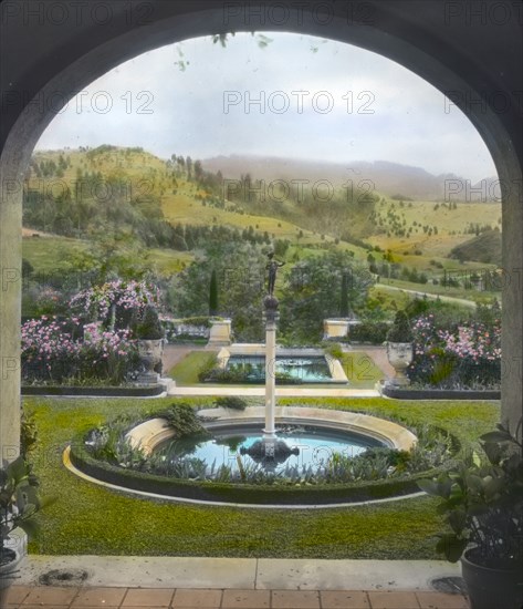 James Kennedy Moffitt house, 86 Sea View Avenue, Piedmont, California, 1917. Creator: Frances Benjamin Johnston.