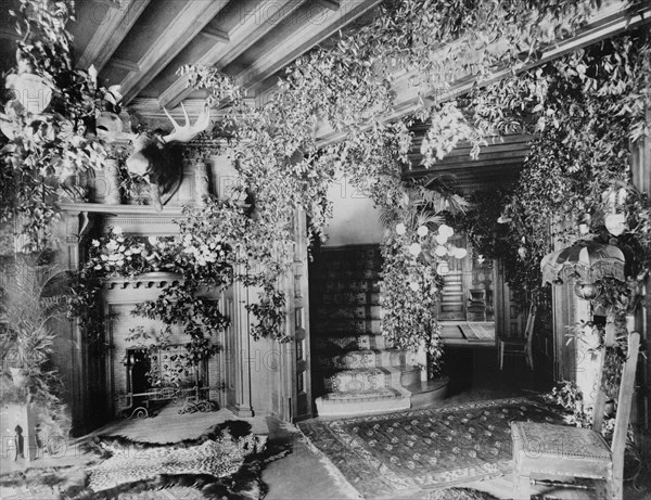 Whittemore House, between 1890 and 1920. Creator: Frances Benjamin Johnston.