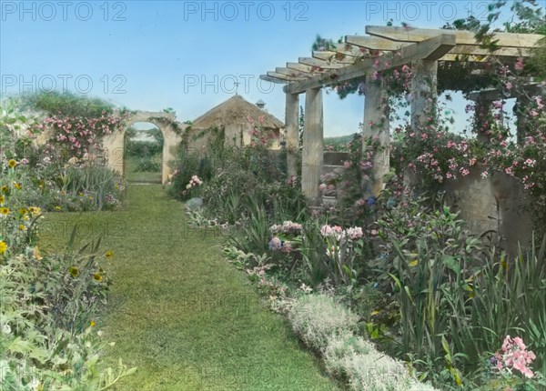 Gray Gardens, Robert Carmer Hill house, Lily Pond Lane, East Hampton, New York, c1914. Creator: Frances Benjamin Johnston.