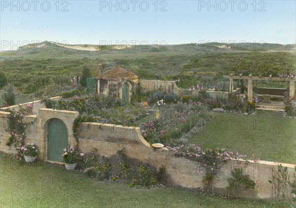 Gray Gardens, Robert Carmer Hill house, Lily Pond Lane, East Hampton, New York, c1914. Creator: Frances Benjamin Johnston.