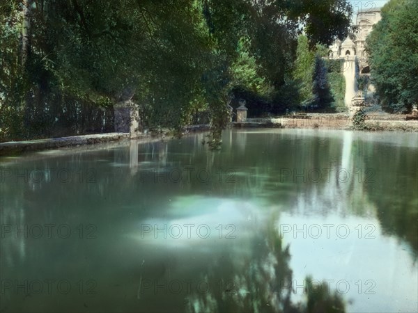 Villa d'Este, Tivoli, Lazio, Italy, 1925. Creator: Frances Benjamin Johnston.