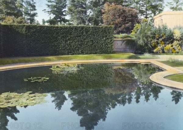 Uplands, Charles Templeton Crocker house, 400 Uplands Drive, Hillsborough, California, 1917. Creator: Frances Benjamin Johnston.