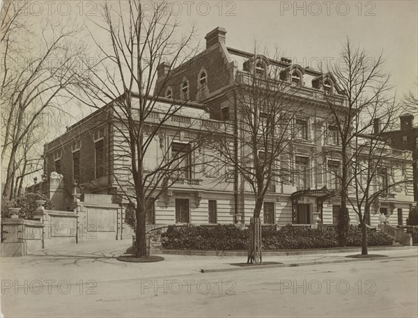 Mary Scott Townsend house, Washington, D.C., c1910. Creator: Frances Benjamin Johnston.