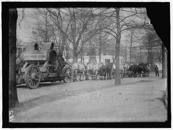 Knox Express Co. Horse Team, between 1909 and 1914. Creator: Harris & Ewing.