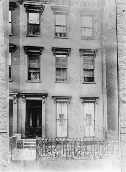 Herron House, Cincinnati, Ohio - Home of Mrs. William H. Taft, Who Was A Herron, 1911. Creator: Harris & Ewing.