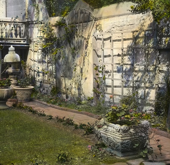 The Touchstone Garden, 118-120 East 30th Street, New York, New York, 1919. Creator: Frances Benjamin Johnston.