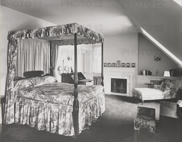 The Rocks, home of Mr. & Mrs. Pierre Gaillard - Bedrooml, between 1926 and 1950. Creator: Frances Benjamin Johnston.