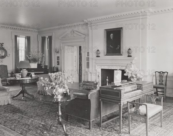 The Rocks, home of Mr. & Mrs. Pierre Gaillard - Living Room w / fireplace, between 1926 and 1950. Creator: Frances Benjamin Johnston.