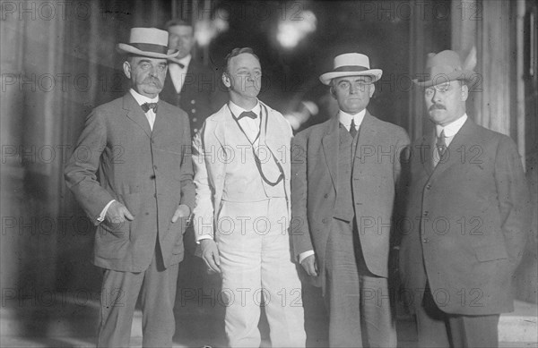 Democratic National Convention - Sen. Willard Saulsbury; Josephus Daniels of North Carolina..., 1912 Creator: Harris & Ewing.