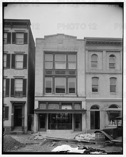 The Tanner's Council, between 1910 and 1920. Creator: Harris & Ewing.