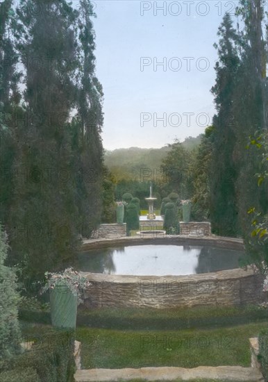 Andorra, William Warner Harper house, Wyndmoor, Penn., 1919. Creator: Frances Benjamin Johnston.