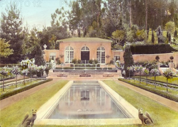 Villa Rose, Joseph Donahoe Grant house, 2260 Redington Road, Hillsborough, California, 1917. Creator: Frances Benjamin Johnston.