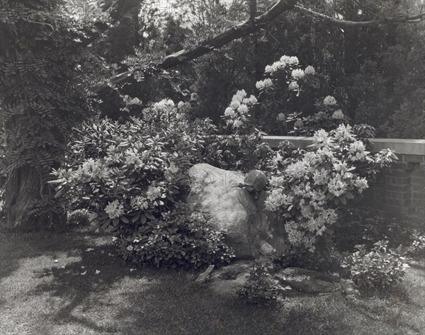 Welwyn, Harold Irving Pratt house, 100 Crescent Beach Road, Glen Cove, New York, c1918. Creator: Frances Benjamin Johnston.