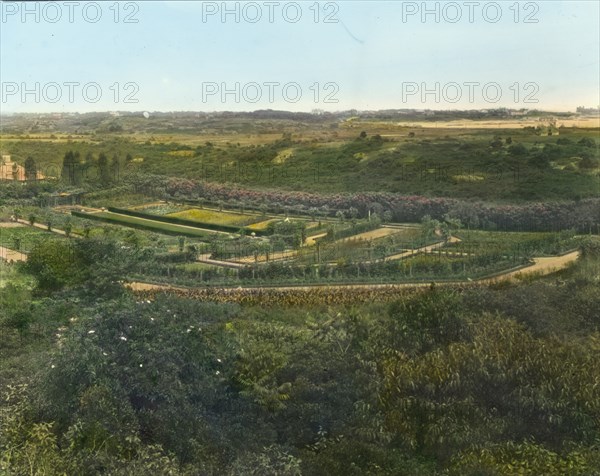 Beacon Hill House, Arthur Curtiss James house, Beacon Hill Road, Newport, Rhode Island, 1917. Creator: Frances Benjamin Johnston.