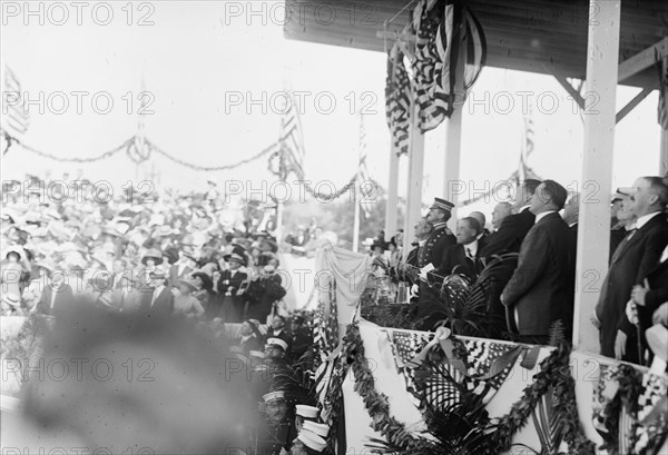Columbus Memorial Unveiling, General View, 1912. Creator: Harris & Ewing.
