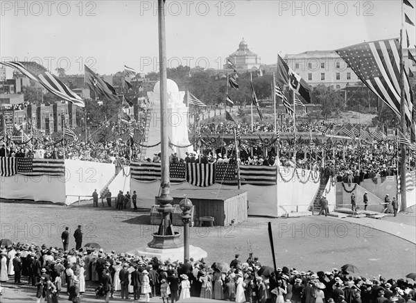 Columbus Memorial Unveiling, General View, 1912. Creator: Harris & Ewing.