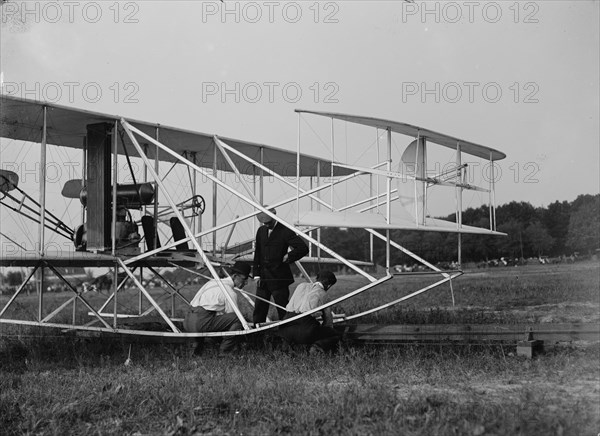 Wright Flights, Fort Myer, Va, July 1909 - First Army Flights; Wilbur And Orville Wright... Creator: Harris & Ewing.